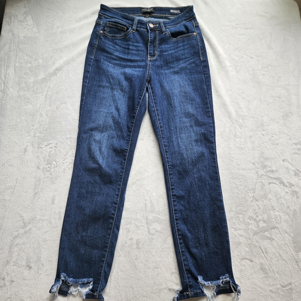 Judy Blue Mid Rise Raw Hem  Denim Jeans Size 1/25 Style #JV82227DK  Relaxed Fit